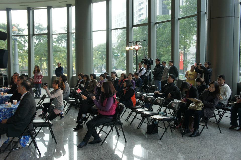 龍騰客舞-2012客庄十二大節慶記者會現場側拍,熱鬧客庄一整年