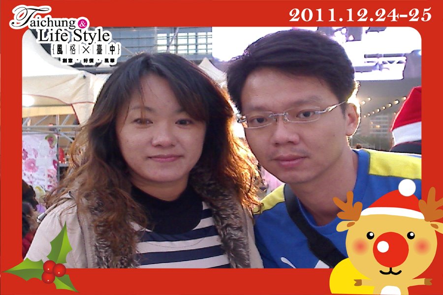 婚禮大頭貼-愛大頭於風格台中嘉年華現場拍照服務，上千人入鏡帶走歡樂回憶~