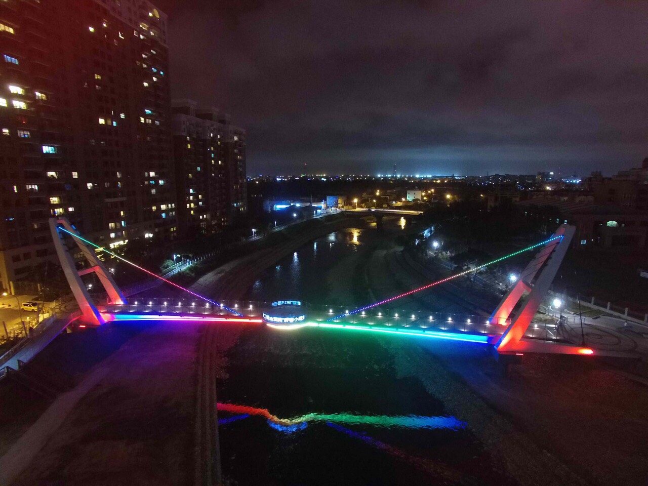 藍訊科技執行_竹夢橋LED聲光控制互動系統
