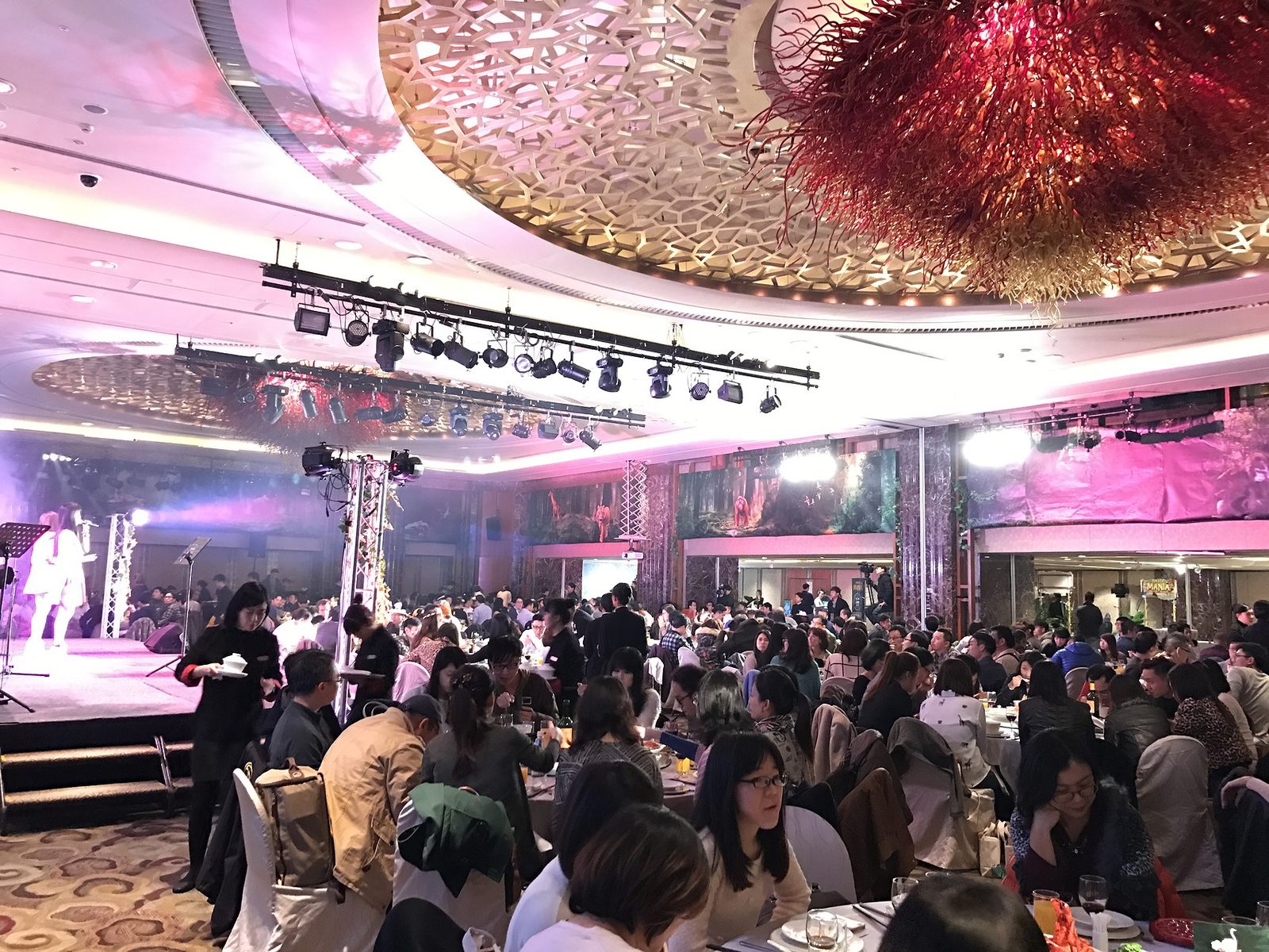 藍訊科技執行_HPE尾牙台北喜來登QRCODE 報到&抽獎系統