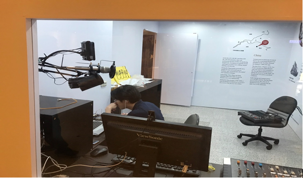 藍訊科技執行 十三行博物館－音樂人類學特展-個人音樂專輯錄製&封面錄製機