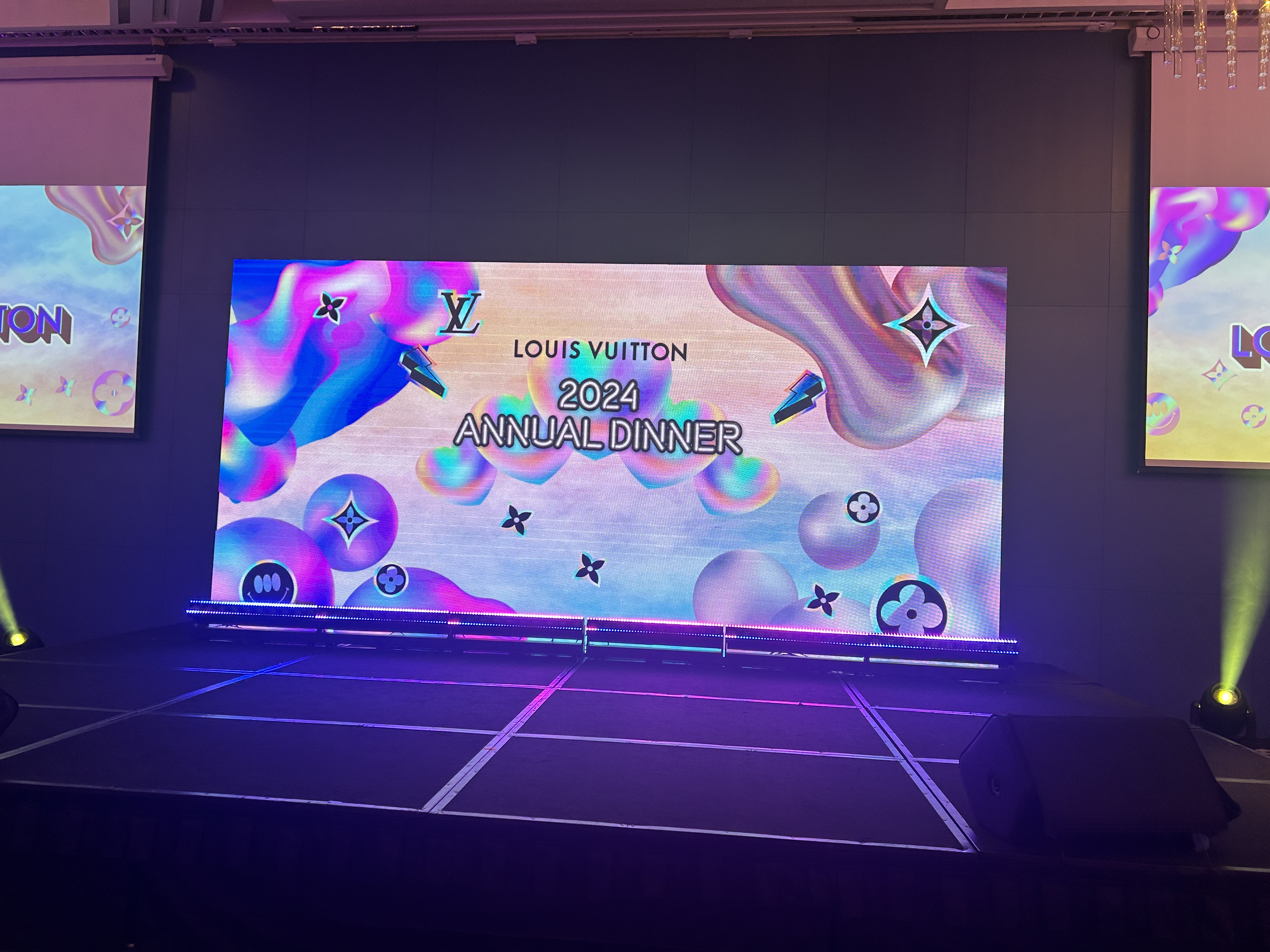 藍訊科技執行 精品頂尖時尚品牌2024 Annual Dinner 400人線上自行報到+客製化抽獎