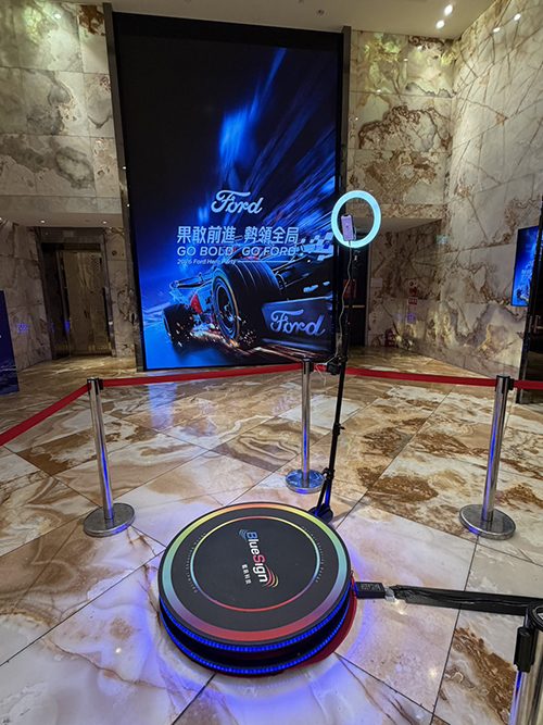 【極象設計】Ford活動現場超狂！360 Photo Booth讓來賓排隊也要拍的互動體驗