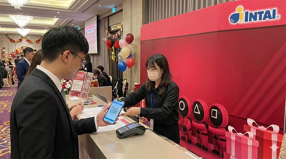 如何實現 700 人秒速報到？艾度整合行銷攜手藍訊科技，為鐿鈦科技打造快速進場體驗 !